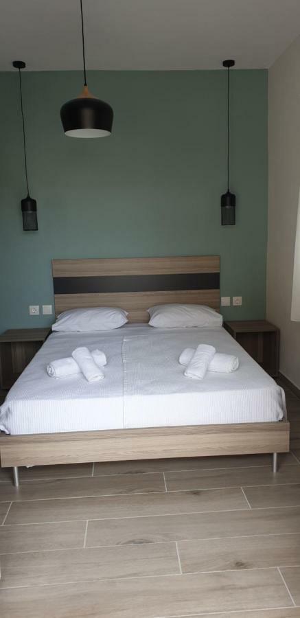Appartement Chriselia 2 à Nea Roda Extérieur photo